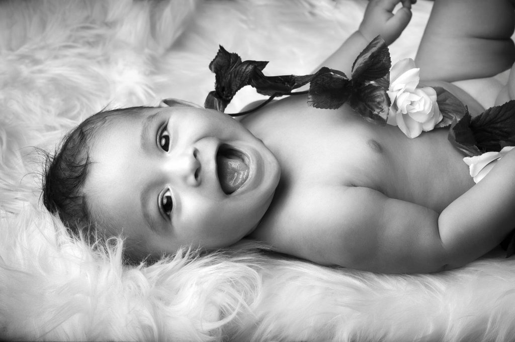 Sourire séance photo naissance