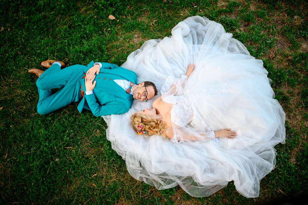 Couple Mariés Couché