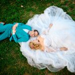 Nos Idées De Poses Photos Mariage En Couple 2 Couple Mariés Couché